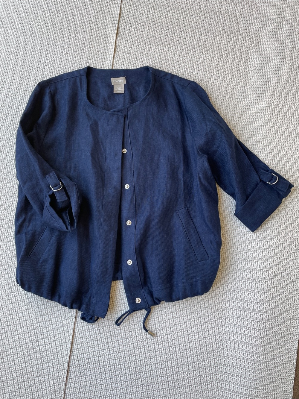 Chico’s Navy Round-Neck Front Button Linen Utility Jacket. 00P